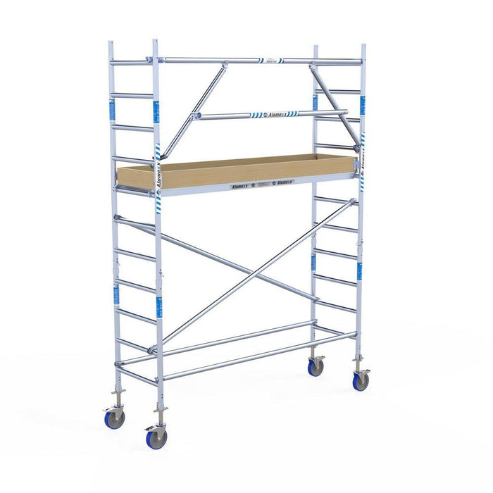Rollgerüst Alumexx Extra 75x250 4,2m Arbeitshöhe an der Fassade - GerüstExpress