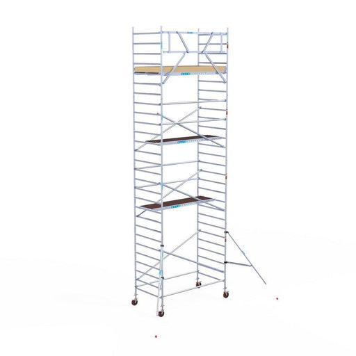 Rollgerüst Euroscaffold Basic 135x250 9,2m Arbeitshöhe Carbonplattform gegen Fassade - GerüstExpress
