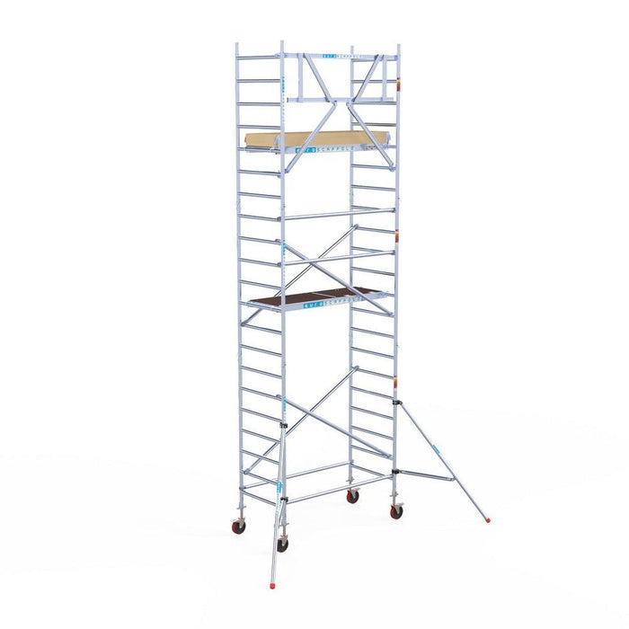 Rollgerüst Euroscaffold Basic 90x190 7,2m Arbeitshöhe Carbonplattform gegen Fassade - GerüstExpress