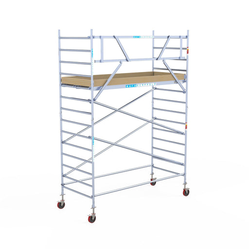 Rollgerüst Euroscaffold Basic 135x305 5,2m Arbeitshöhe Carbonplattform gegen Fassade - GerüstExpress