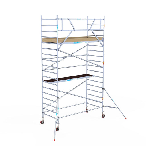 Rollgerüst Euroscaffold Basic 135x305 6,2m Arbeitshöhe Carbonplattform gegen Fassade - GerüstExpress