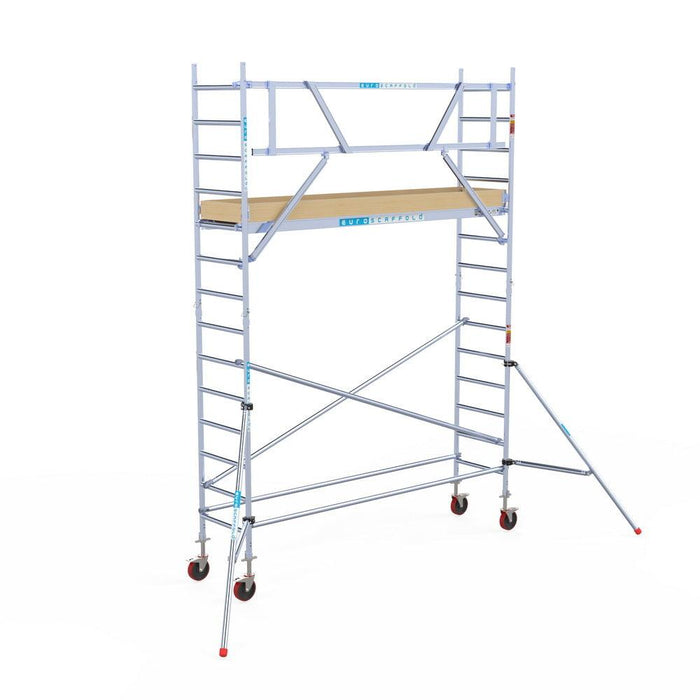 Rollgerüst Euroscaffold Basic 75x305 5,2m Arbeitshöhe an der Fassade - GerüstExpress
