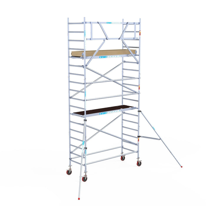 Rollgerüst Euroscaffold Basic 90x250 6,2m Arbeitshöhe an der Fassade - GerüstExpress