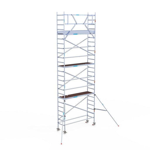 Rollgerüst Eurogerüst Original 75x250 8,2m Arbeitshöhe Carbonplattform gegen Fassade - GerüstExpress