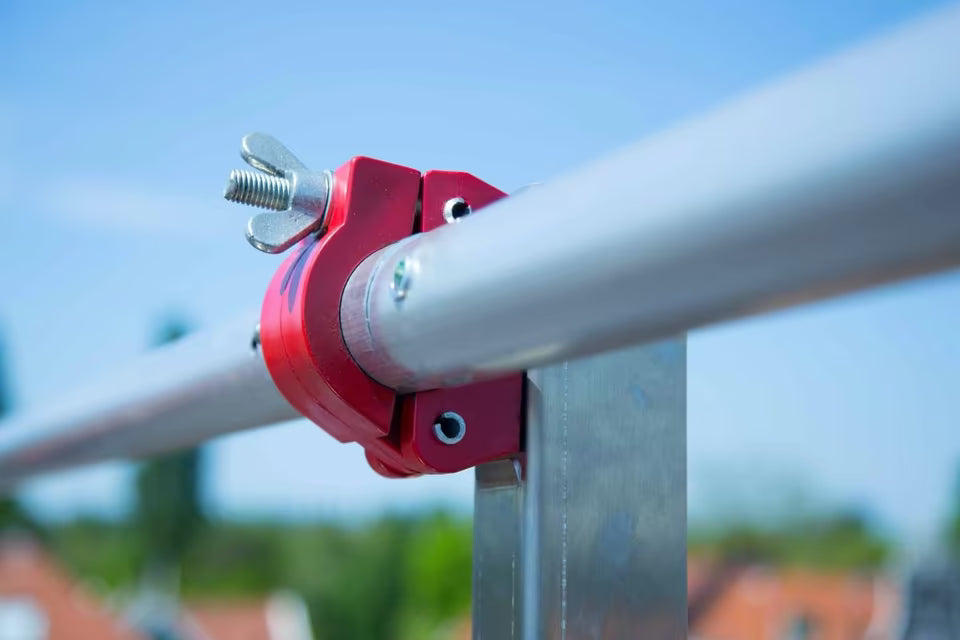 SGS Prime Temporäre Dachrandsicherung Flachdach 3-30 Meter Sets - Gerüstexpress.de