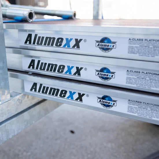 Gerüstanhänger 250cm offen inklusive Alumexx Budget Rollgerüst 135x250 8,2 m Arbeitshöhe