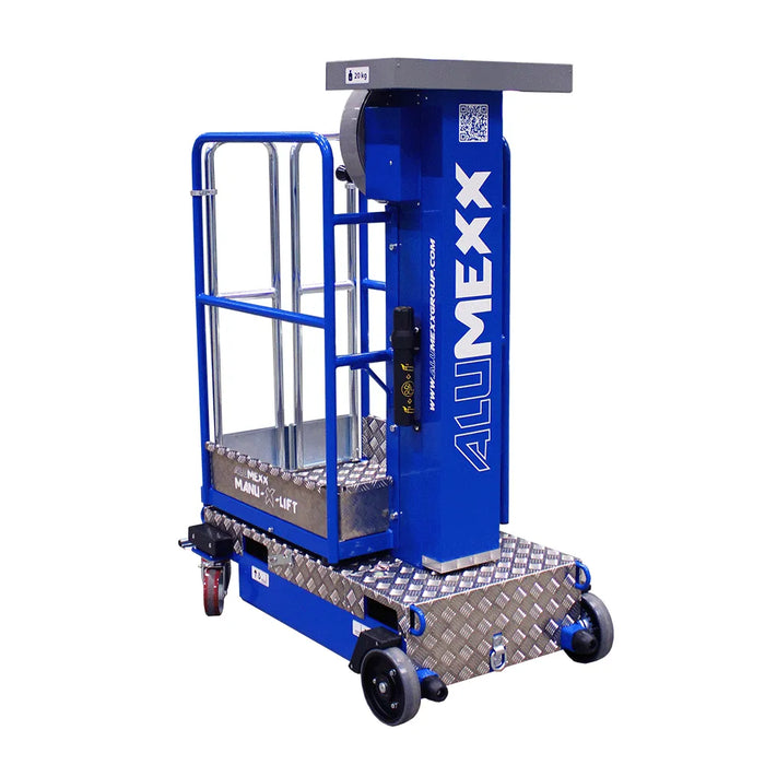 Alumexx Manu - X - Lift Manuelle Mobile Arbeitsbühne 4,1m Arbeitshöhe Kompakt Sicher - Gerüstexpress.de