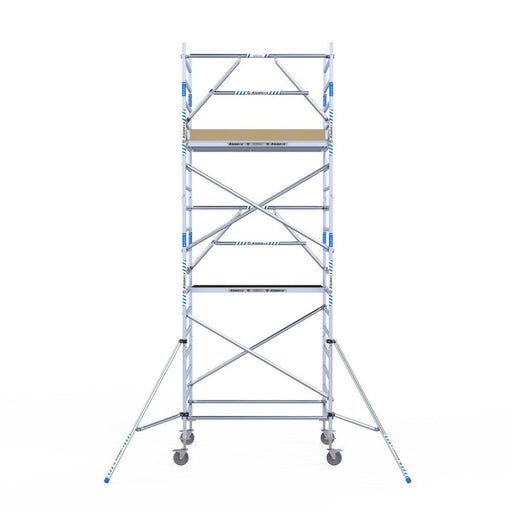 Rollgerüst Alumexx Extra 135x190 6,2m Arbeitshöhe an der Fassade - GerüstExpress