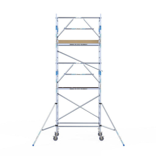 Rollgerüst Alumexx Extra 90x190 6,2m Arbeitshöhe an der Fassade - GerüstExpress