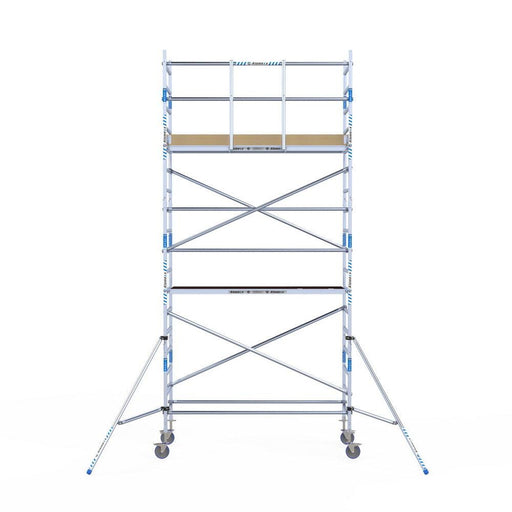 Rollgerüst Alumexx Light 90x250 6,2m Arbeitshöhe an der Fassade - GerüstExpress