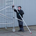 Rollgerüst Eurogerüst Original 75x250 10,2m Arbeitshöhe Carbonplattform gegen Fassade - GerüstExpress