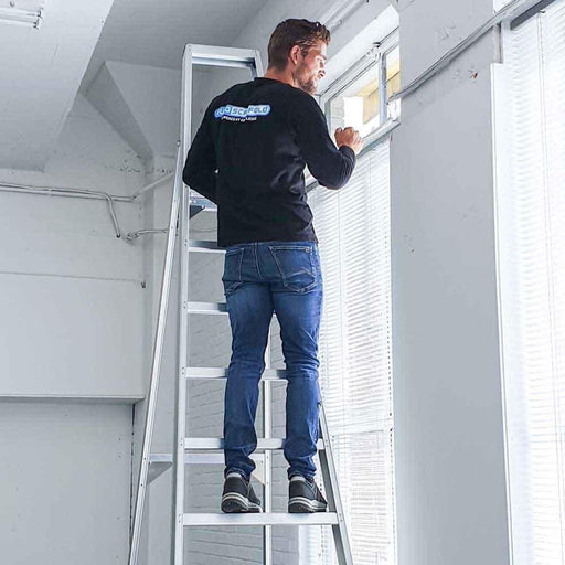 Eurostairs Prof. Stehleiter 1x12 Stufen - GerüstExpress