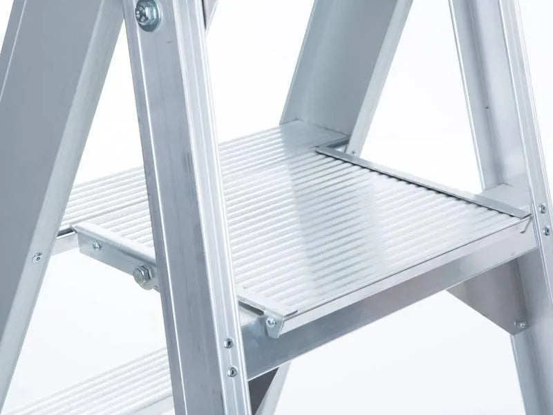 Eurostairs Prof. Stehleiter 1x4 Stufen - Gerüstexpress.de