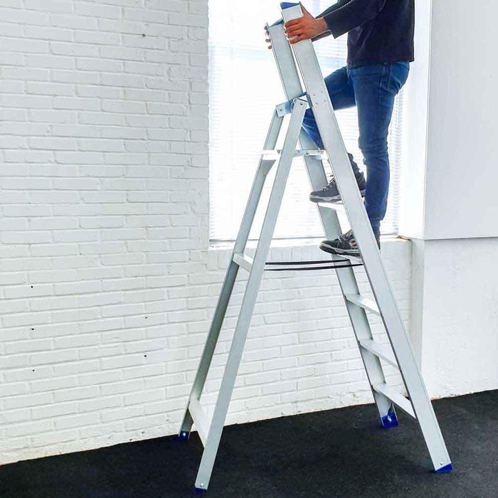 Eurostairs Prof. Stehleiter 1x6 Stufen - Gerüstexpress.de