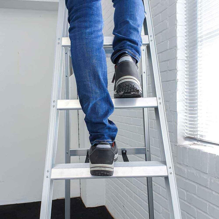 Eurostairs Prof. Stehleiter 1x6 Stufen - Gerüstexpress.de