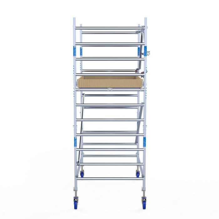 Rollgerüst Alumexx Extra 135x190 4,2m Arbeitshöhe an der Fassade - Gerüstexpress.de