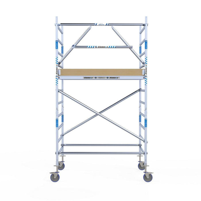 Rollgerüst Alumexx Extra 135x190 4,2m Arbeitshöhe an der Fassade - Gerüstexpress.de