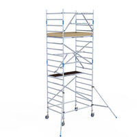 Rollgerüst Alumexx Extra 135x190 6,2m Arbeitshöhe an der Fassade