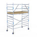 Rollgerüst Alumexx Extra 135x250 4,2m Arbeitshöhe an der Fassade - Gerüstexpress.de