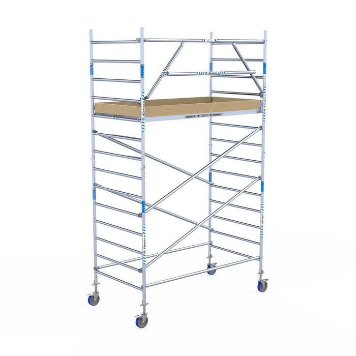 Rollgerüst Alumexx Extra 135x250 5,2m Arbeitshöhe an der Fassade - Gerüstexpress.de