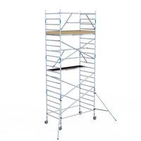 Rollgerüst Alumexx Extra 135x250 7,2m Arbeitshöhe an der Fassade