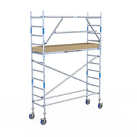 Rollgerüst Alumexx Extra 75x250 4,2m Arbeitshöhe an der Fassade