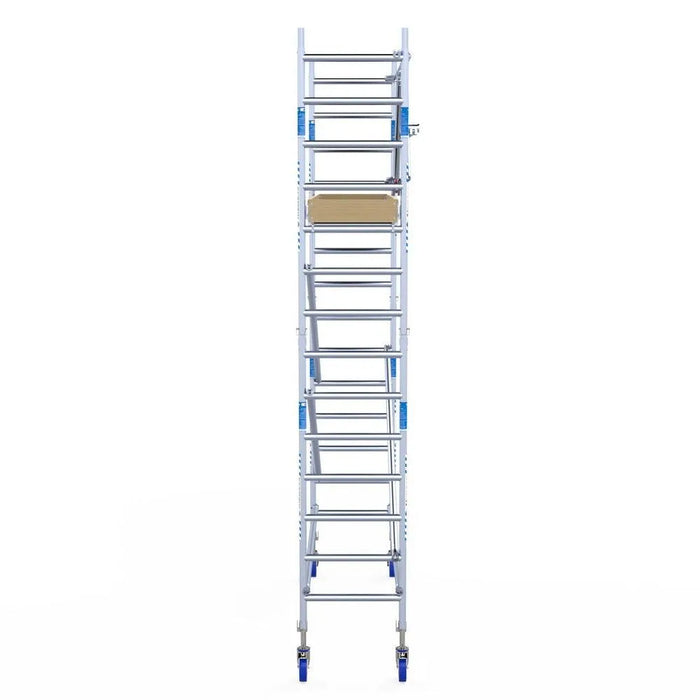 Rollgerüst Alumexx Extra 75x250 5,2m Arbeitshöhe an der Fassade - Gerüstexpress.de