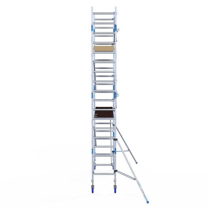 Rollgerüst Alumexx Extra 75x250 6,2m Arbeitshöhe an der Fassade - Gerüstexpress.de