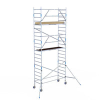 Rollgerüst Alumexx Extra 90x250 7,2m Arbeitshöhe an der Fassade
