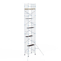 Rollgerüst Alumexx Light 135x190 12,2m Arbeitshöhe an der Fassade