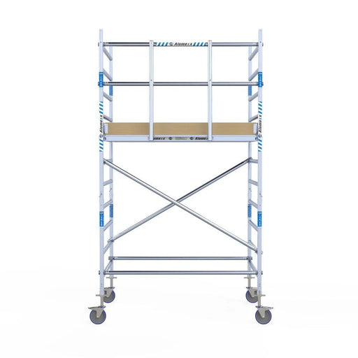 Rollgerüst Alumexx Light 135x190 4,2m Arbeitshöhe an der Fassade - Gerüstexpress.de