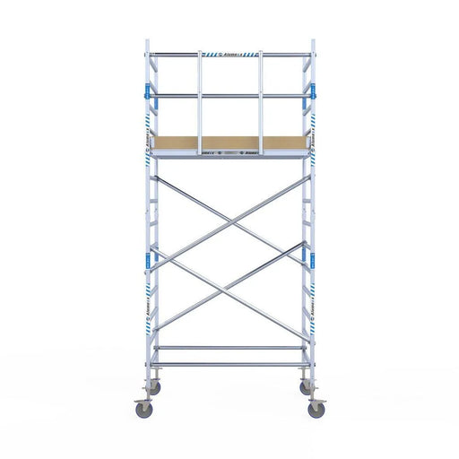 Rollgerüst Alumexx Light 135x190 5,2m Arbeitshöhe an der Fassade - Gerüstexpress.de