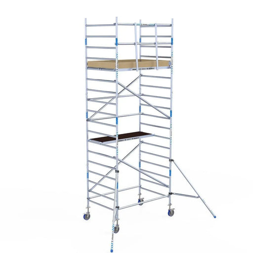 Rollgerüst Alumexx Light 135x190 6,2m Arbeitshöhe an der Fassade - Gerüstexpress.de