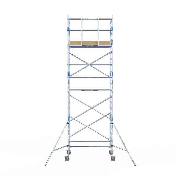 Rollgerüst Alumexx Light 135x190 7,2m Arbeitshöhe an der Fassade - Gerüstexpress.de
