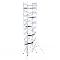 Rollgerüst Alumexx Light 135x250 12,2m Arbeitshöhe an der Fassade