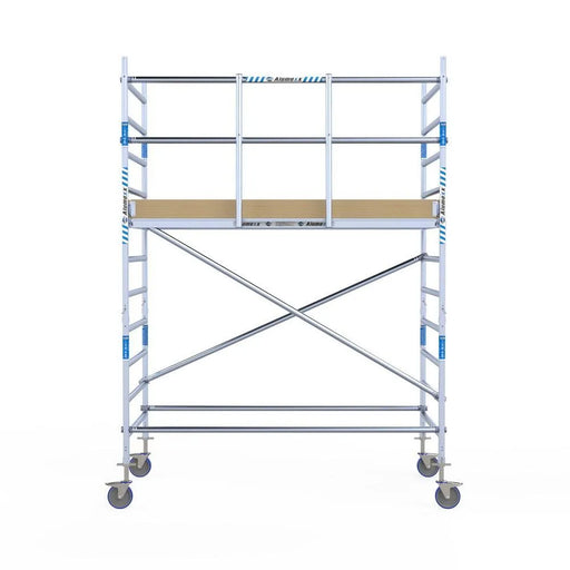 Rollgerüst Alumexx Light 135x250 4,2m Arbeitshöhe an der Fassade - Gerüstexpress.de
