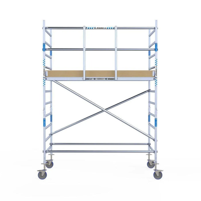 Rollgerüst Alumexx Light 135x250 4,2m Arbeitshöhe an der Fassade - Gerüstexpress.de