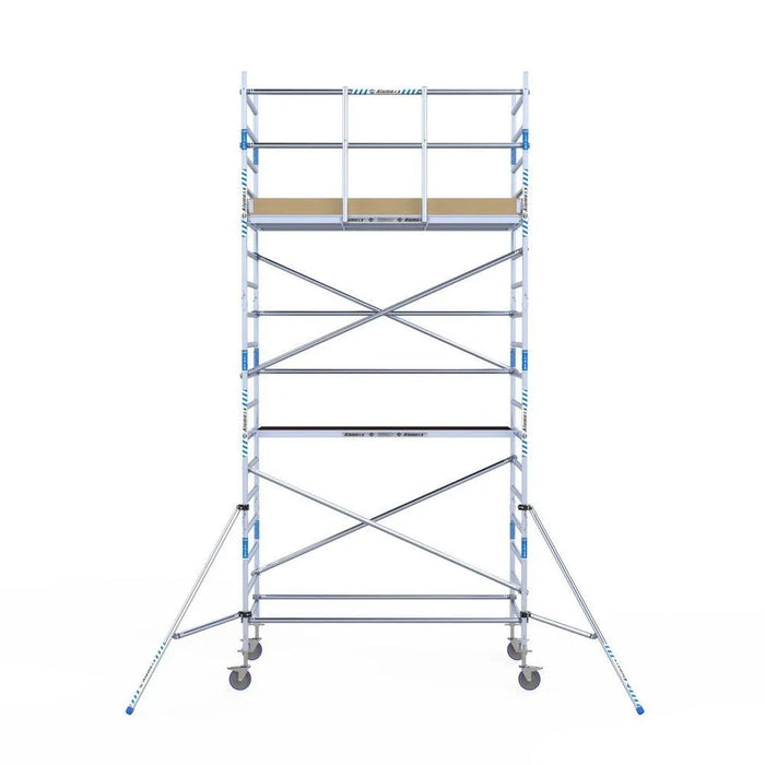 Rollgerüst Alumexx Light 135x250 6,2m Arbeitshöhe an der Fassade - Gerüstexpress.de