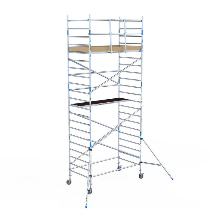 Rollgerüst Alumexx Light 135x250 7,2m Arbeitshöhe an der Fassade - Gerüstexpress.de