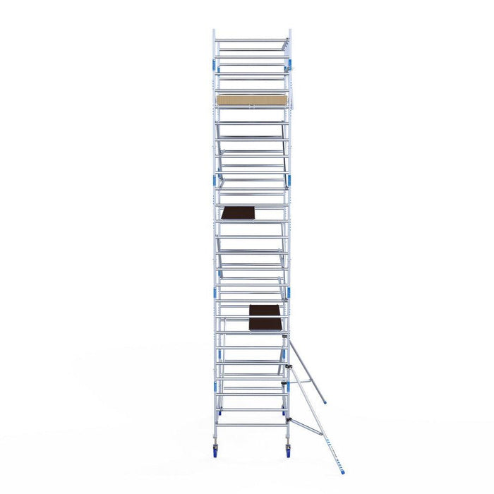 Rollgerüst Alumexx Light 135x250 8,2m Arbeitshöhe an der Fassade - Gerüstexpress.de