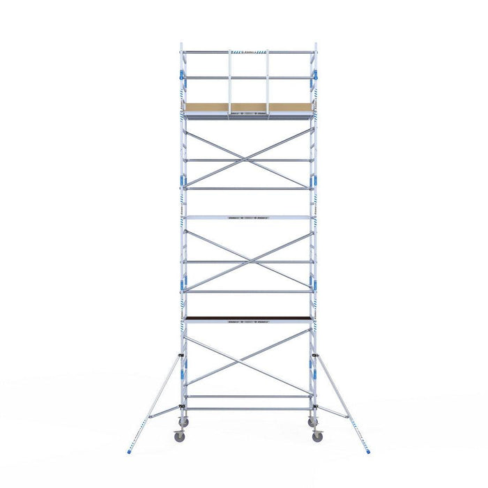 Rollgerüst Alumexx Light 135x250 8,2m Arbeitshöhe an der Fassade - Gerüstexpress.de