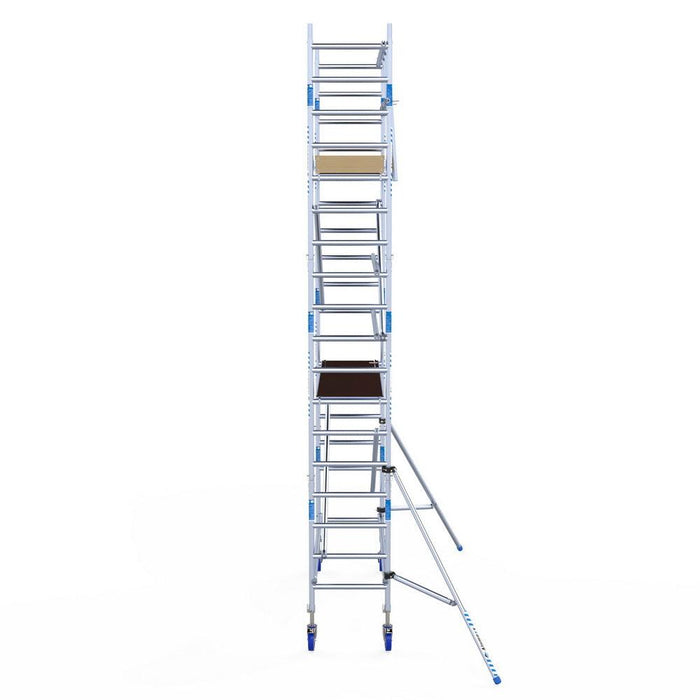 Rollgerüst Alumexx Light 75x250 6,2m Arbeitshöhe an der Fassade - Gerüstexpress.de