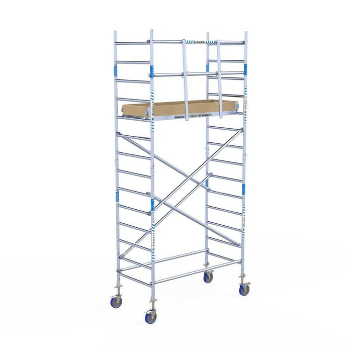 Rollgerüst Alumexx Light 90x190 5,2m Arbeitshöhe an der Fassade - Gerüstexpress.de