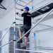 Rollgerüst Alumexx Light 90x250 10,2m Arbeitshöhe an der Fassade - Gerüstexpress.de