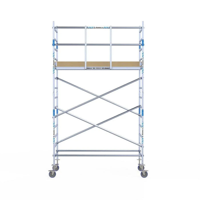 Rollgerüst Alumexx Light 90x250 5,2m Arbeitshöhe an der Fassade - Gerüstexpress.de