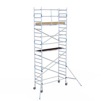 Rollgerüst Alumexx Light 90x250 7,2m Arbeitshöhe an der Fassade