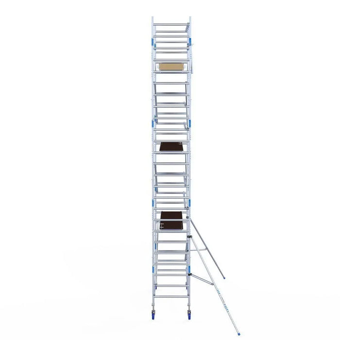 Rollgerüst Alumexx Light 90x250 8,2m Arbeitshöhe an der Fassade - Gerüstexpress.de