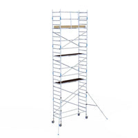 Rollgerüst Alumexx Light 90x250 9,2m Arbeitshöhe an der Fassade