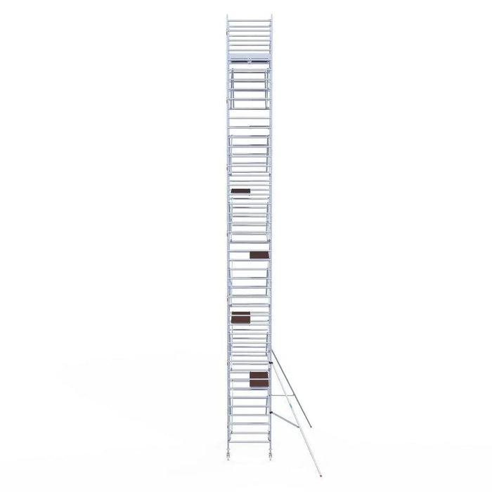 Rollgerüst Eurogerüst Original 135x190 14,2m Arbeitshöhe Carbonplattform gegen Fassade - Gerüstexpress.de