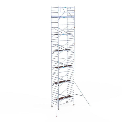 Rollgerüst Eurogerüst Original 135x250 13,2m Arbeitshöhe Carbonplattform gegen Fassade - Gerüstexpress.de